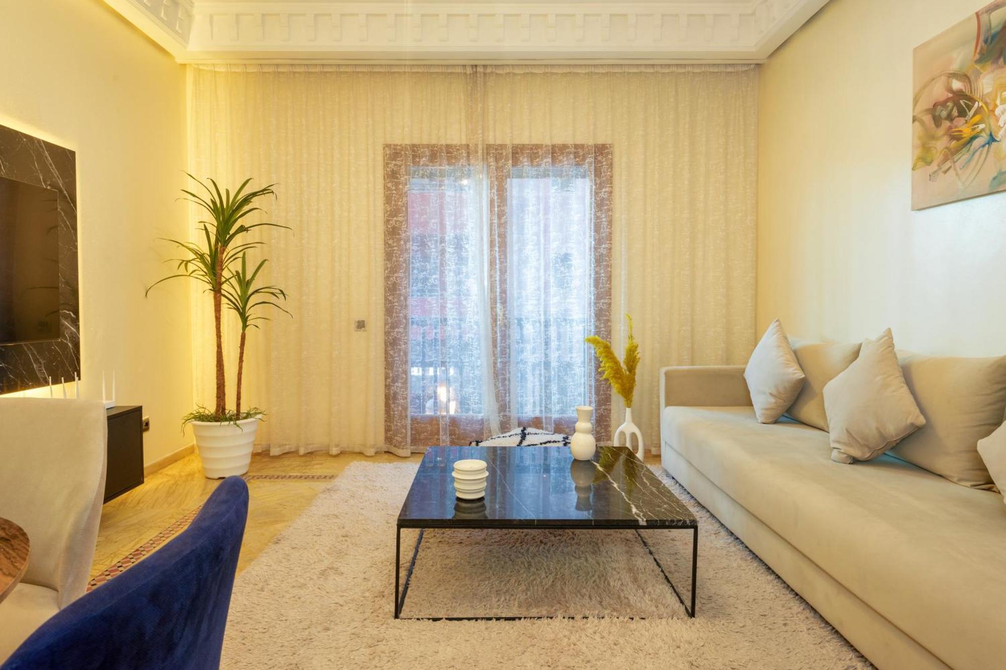 Appartement Haut Standing Gueliz Plaza Avec Vue 马拉喀什 外观 照片